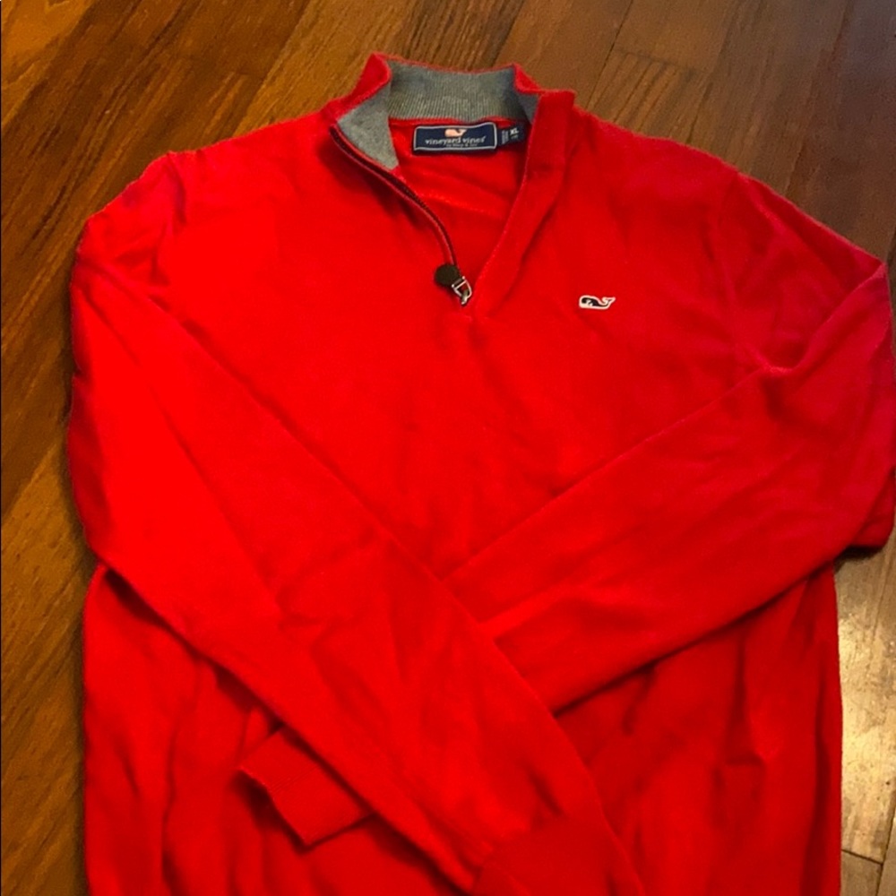 Boys Vineyard Vines sweater